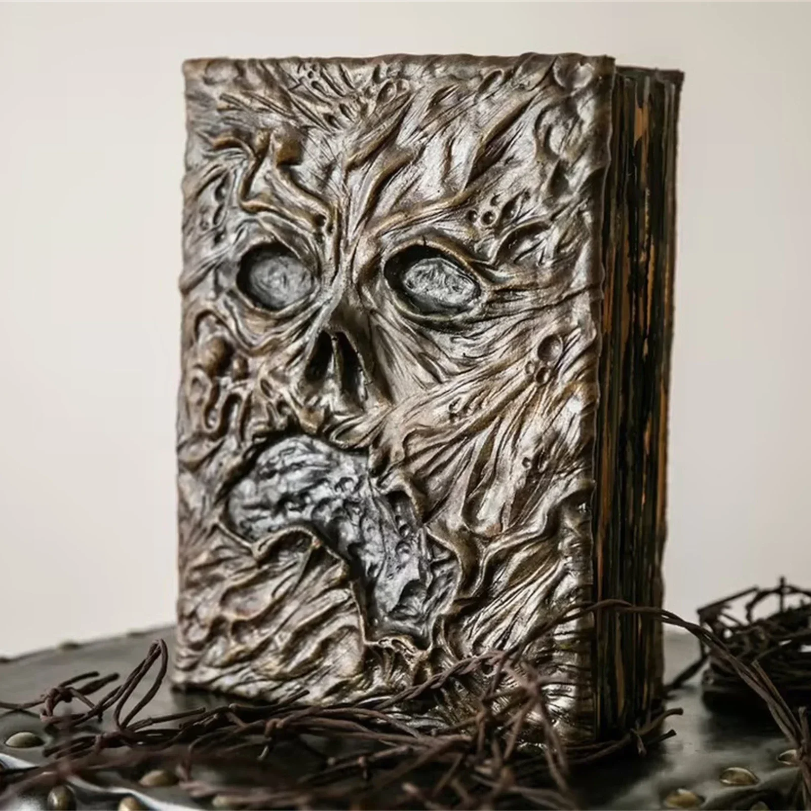 ヴィンテージ・ネクロノミコン - 黒魔術召喚書、25ページの - Art Craft Book のレビューと価格