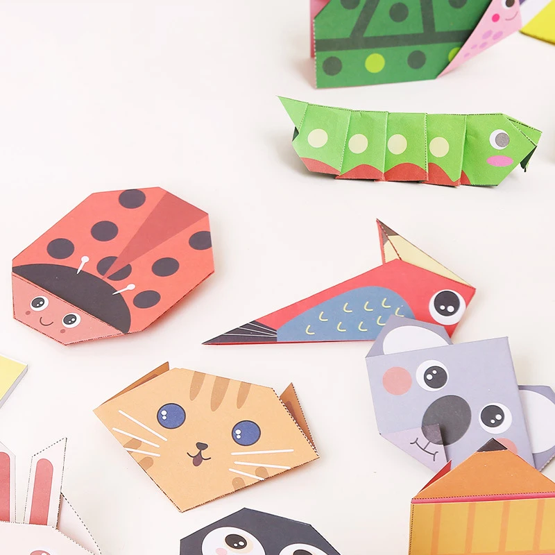 Fuuny 折り紙ペーパークラフトガイドブック プロジェクト - Art Craft Book のレビューと価格