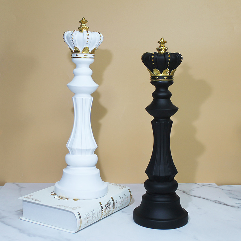 チェスの卓上装飾品 チェスのキング 戦馬 クイーン 北欧風  - Queen Art Craft のレビューと価格